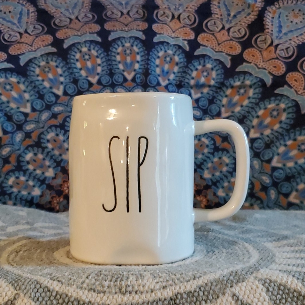 Rae Dunn mug